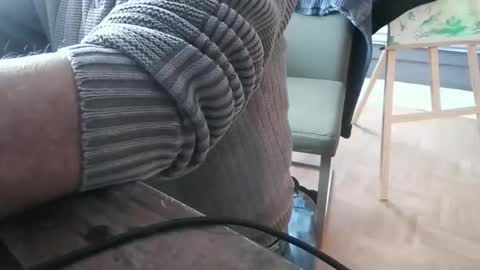 rolandloser1000 online show from February 13, 10:40 am