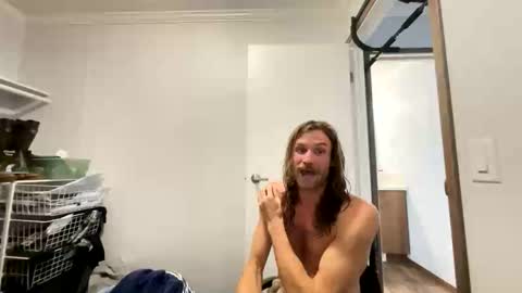 Rollinintheweeds online show from November 28, 7:21 pm