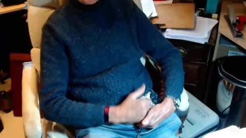 Snapshot of rolydawe chatting on February 7, 12:28 pm rolydawe online show from February 7, 12:28 pm