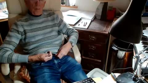 Snapshot of rolydawe chatting on October 16, 10:04 am rolydawe online show from October 16, 10:04 am