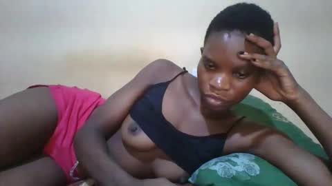 Emma online show from April 11, 7:18 pm