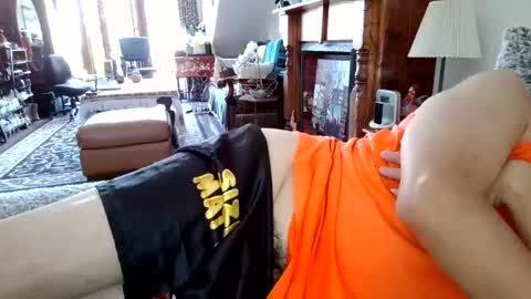 Trinked online show from February 2, 3:32 am