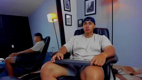 ronnie_crawford online show from July 10, 6:56 pm