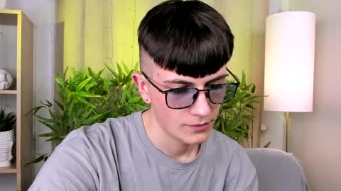 Rony online show from April 5, 9:12 pm