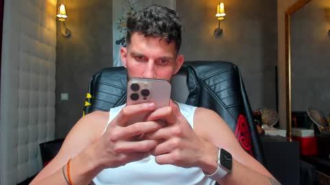 onlyfans-   online show from January 14, 2:40 am