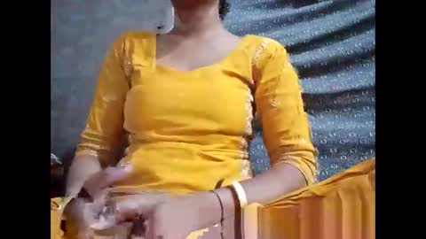 roop_sexy642 online show from April 4, 1:29 pm