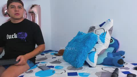 Snapshot of rooxxyy_ chatting on January 10, 3:50 am    online show from January 10, 3:50 am