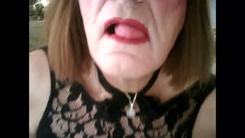 Snapshot of rosa_teevee chatting on January 17, 8:11 pm Tina online show from January 17, 8:11 pm