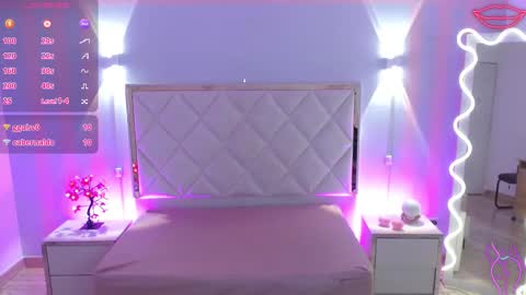 ROSALIN online show from March 14, 11:47 am