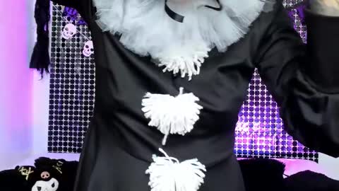 Ally online show from October 31, 8:09 pm