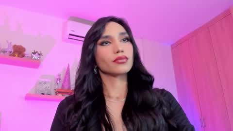 Rose Saenz online show from December 14, 8:37 pm