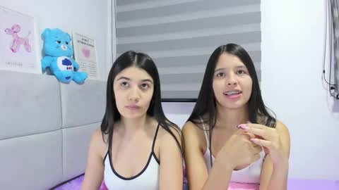 Rose y Miah online show from February 15, 7:51 am