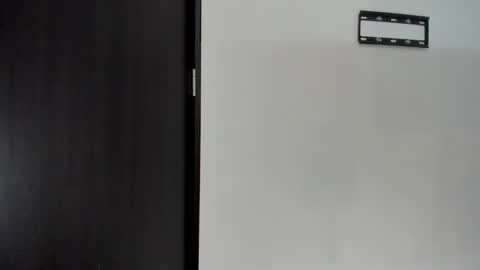 roseaurora online show from November 23, 2:15 pm