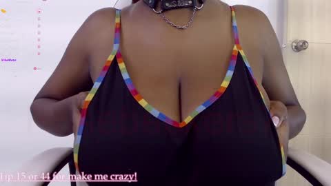 Snapshot of rosebeckers7 chatting on January 15, 11:51 pm Your girl Rose  6k of followers online show from January 15, 11:51 pm