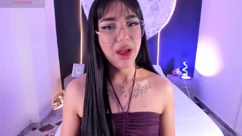 Rose online show from December 1, 2:04 pm