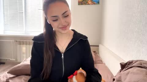 Mimi online show from November 12, 11:23 am