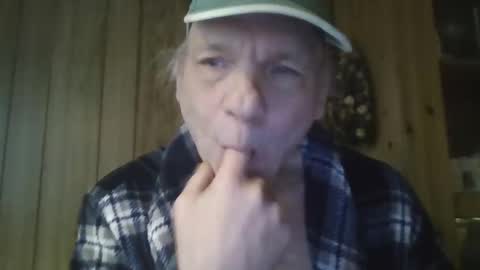 roses2u1958 online show from February 2, 10:24 am