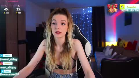 Abbygail online show from December 18, 9:21 pm