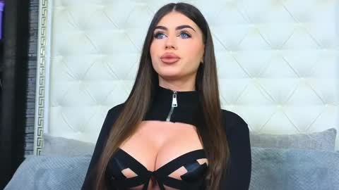 Gabriela online show from May 7, 5:25 am