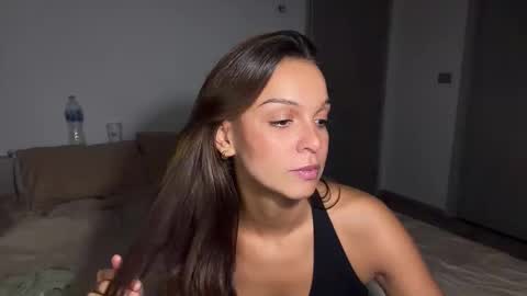 Roshelle online show from February 23, 12:40 pm