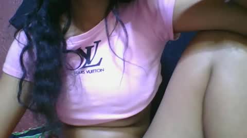 rosia685234 online show from November 2, 8:58 am