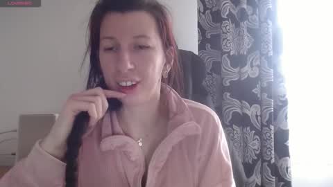 RosieHayes online show from November 25, 9:30 am