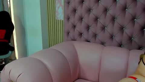 Rosie online show from November 25, 8:29 pm