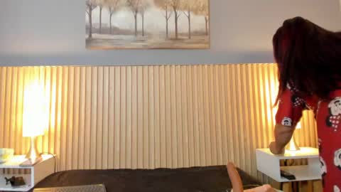 rosse_milf1 online show from May 20, 12:00 pm