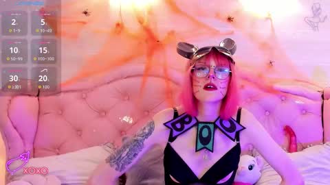 rossiie_hunt_ online show from October 7, 6:15 pm