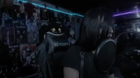 Snapshot of rotten_dreams chatting on February 26, 11:41 pm rot online show from February 26, 11:41 pm