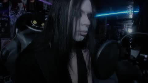 Snapshot of rotten_dreams chatting on February 25, 12:49 pm rot online show from February 25, 12:49 pm