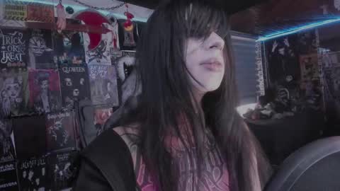 rot online show from March 1, 6:01 pm