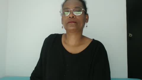 luxa online show from September 29, 11:59 pm