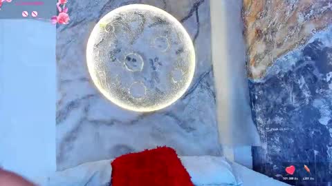 Snapshot of roxanaborns chatting on October 28, 1:23 pm roxanaborns online show from October 28, 1:23 pm