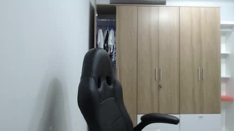 Roxana online show from March 9, 2:05 am