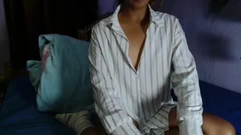roxanne_98 online show from February 12, 1:53 am