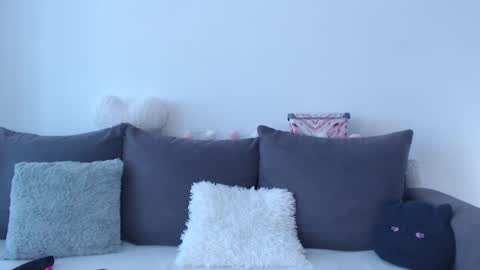 roxanneliss online show from December 4, 10:04 am