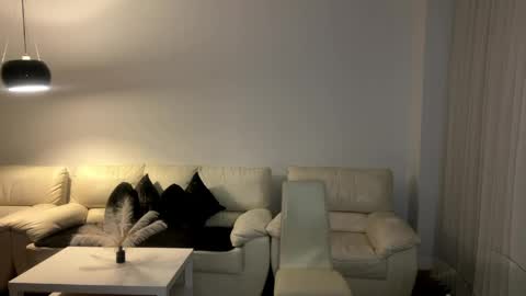 Roxy online show from April 3, 11:44 pm