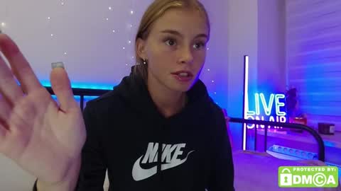 Roxieex ABBY online show from September 13, 9:50 pm