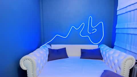 Roxy online show from January 11, 1:33 am