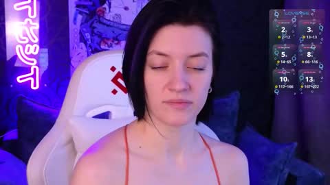 roxy_riot_ online show from February 11, 2:04 am