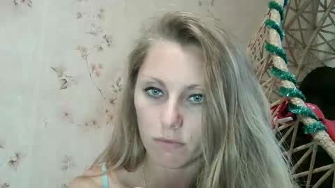 roxyfox18x01 online show from October 5, 2:46 pm