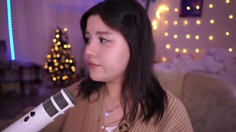 roxysuh online show from February 23, 8:28 am