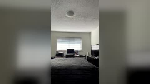 royalhoney69 online show from January 18, 8:29 pm