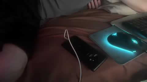 Royalty13m online show from September 19, 5:33 am