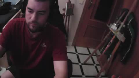 royer04 online show from September 30, 11:37 pm