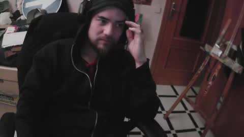 royer04 online show from November 25, 1:48 am