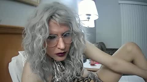 Rubi online show from February 20, 1:36 am