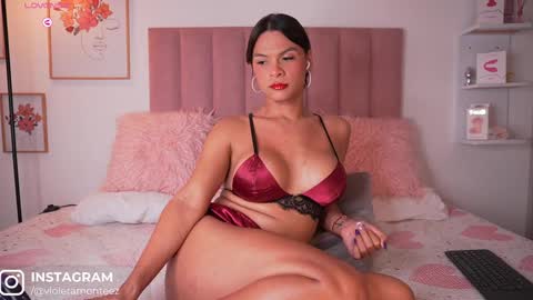 Snapshot of rubioberli chatting on October 7, 1:56 am RubiOberli 9 INCH Guys my blue page is available now  online show from October 7, 1:56 am