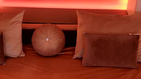 Ruby Luxe online show from April 5, 5:04 am